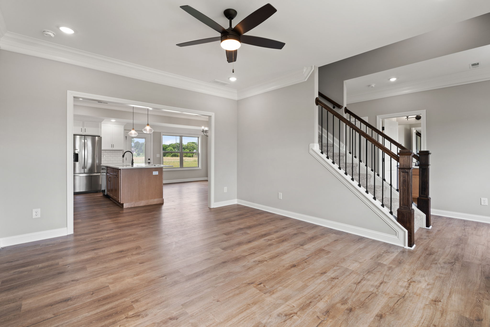 13 8138 Farming Way 16