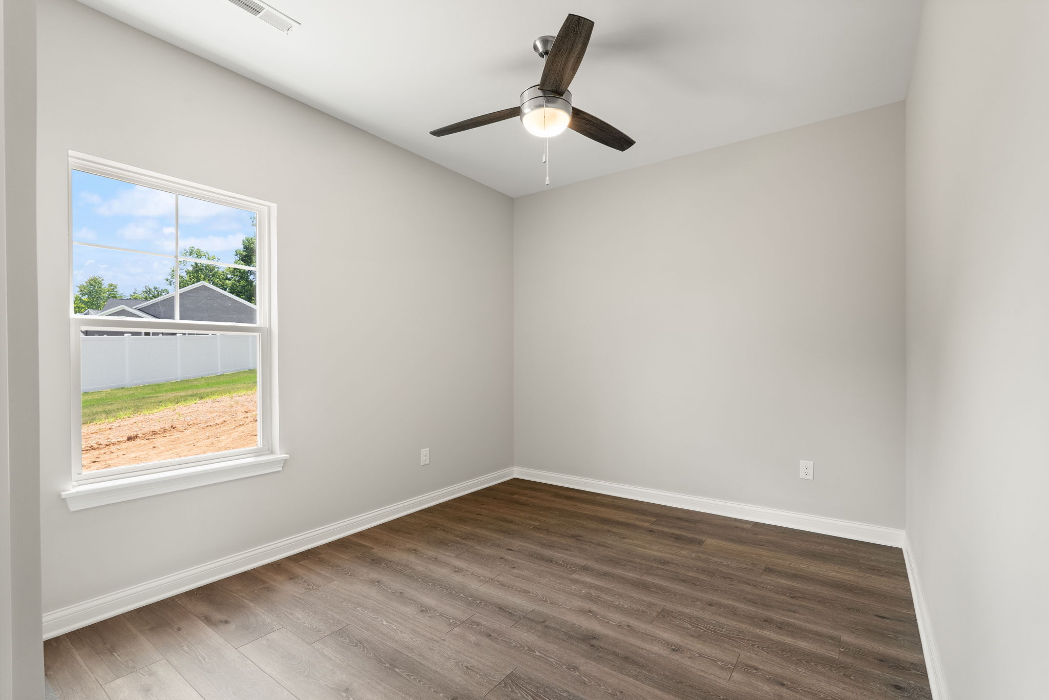 34 833 Kings Ct 10 (2)